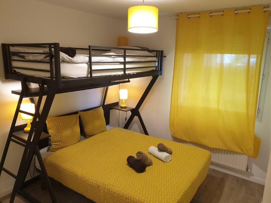 Апартаменты 62 M2 Rez De Jardin, Terrasse , 6 Lits Et Parking Анси Экстерьер фото